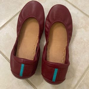 Tieks- burgundy